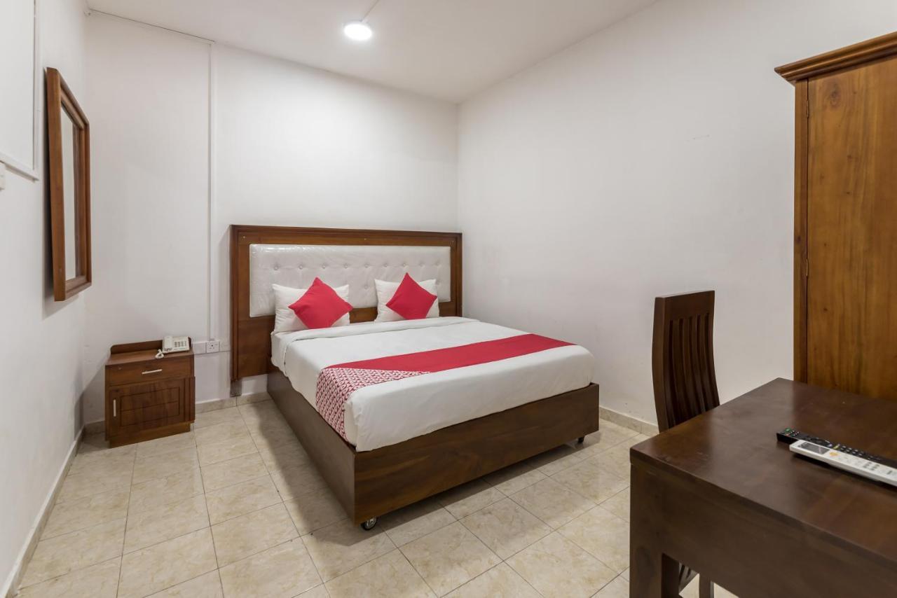 Oyo 102 Metro Marine Drive Hotel Kolombo Dış mekan fotoğraf
